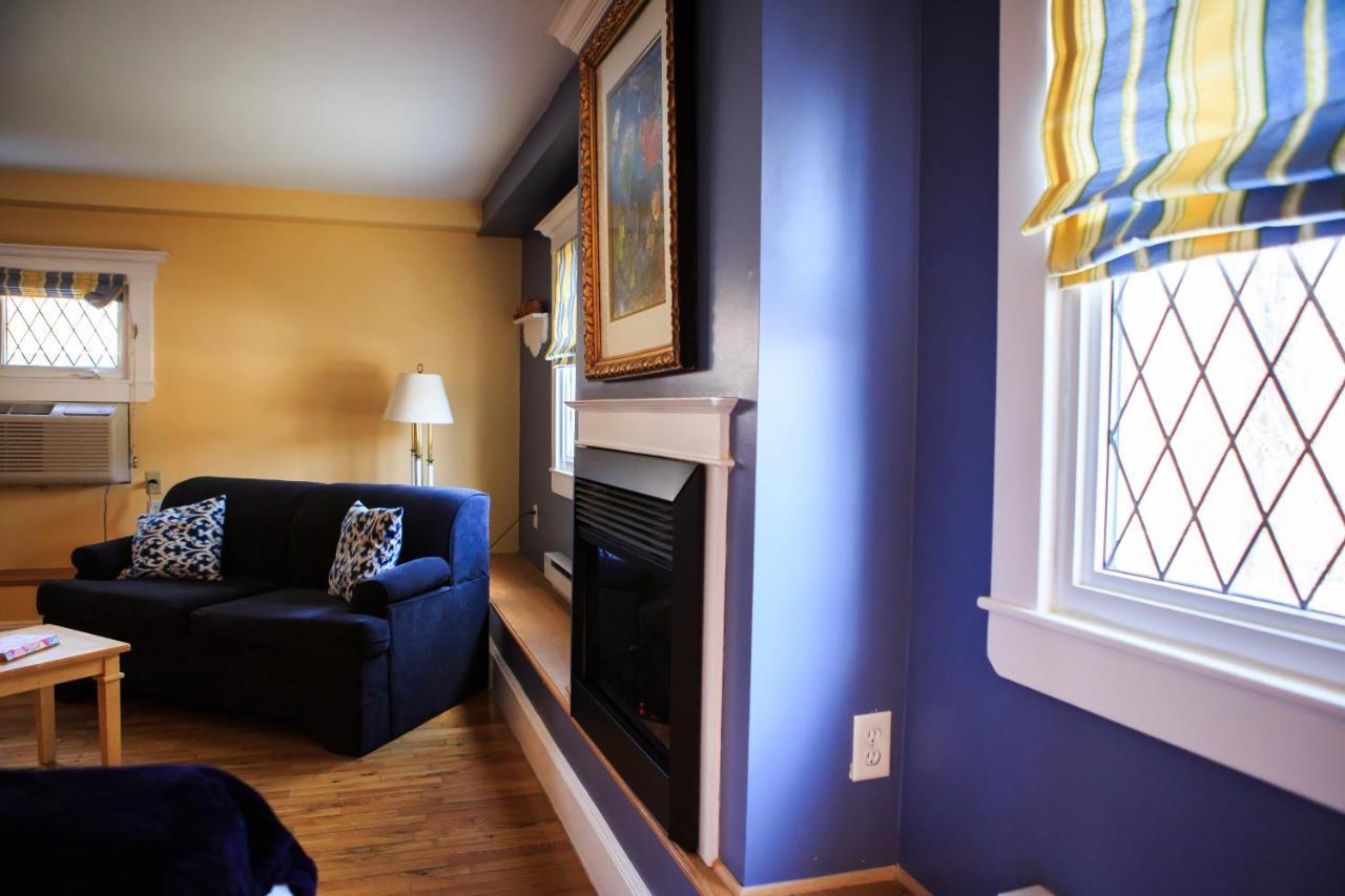 Bed and Breakfast Leaside Manor San Juan de Terranova Exterior foto