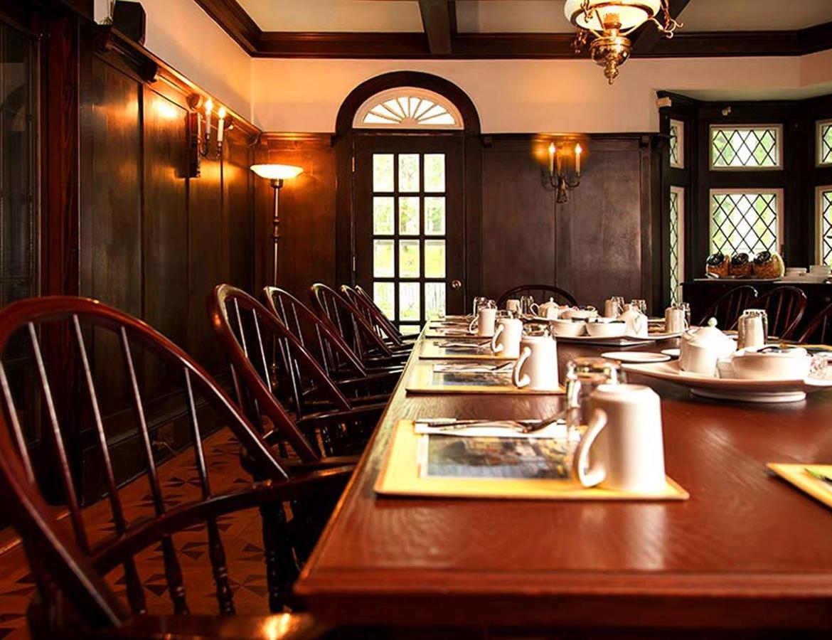Bed and Breakfast Leaside Manor San Juan de Terranova Exterior foto