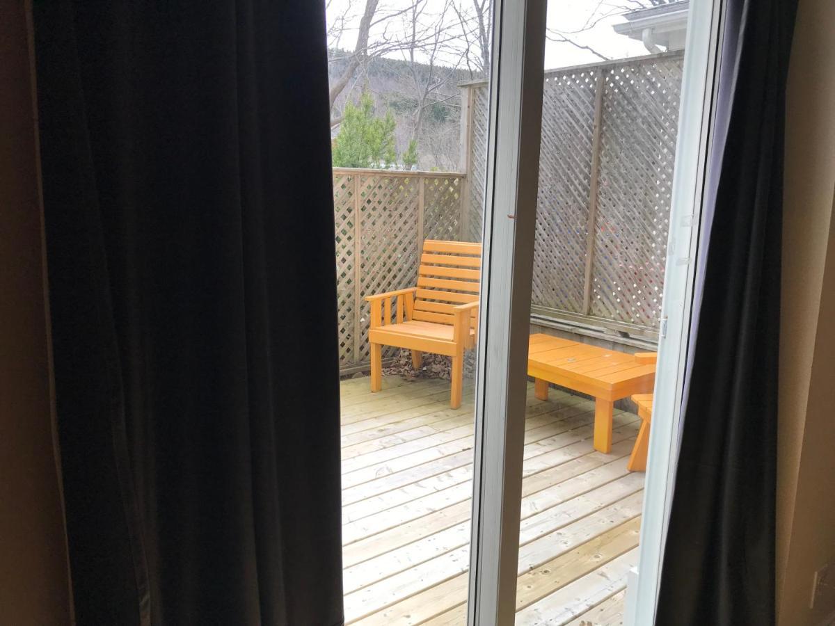 Bed and Breakfast Leaside Manor San Juan de Terranova Exterior foto
